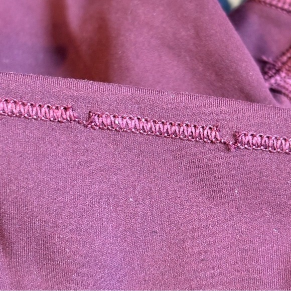Lululemon In Movement 7/8 Tight *Everlux 25" Black Cherry Size 4 W5ANXS - Picture 6 of 12